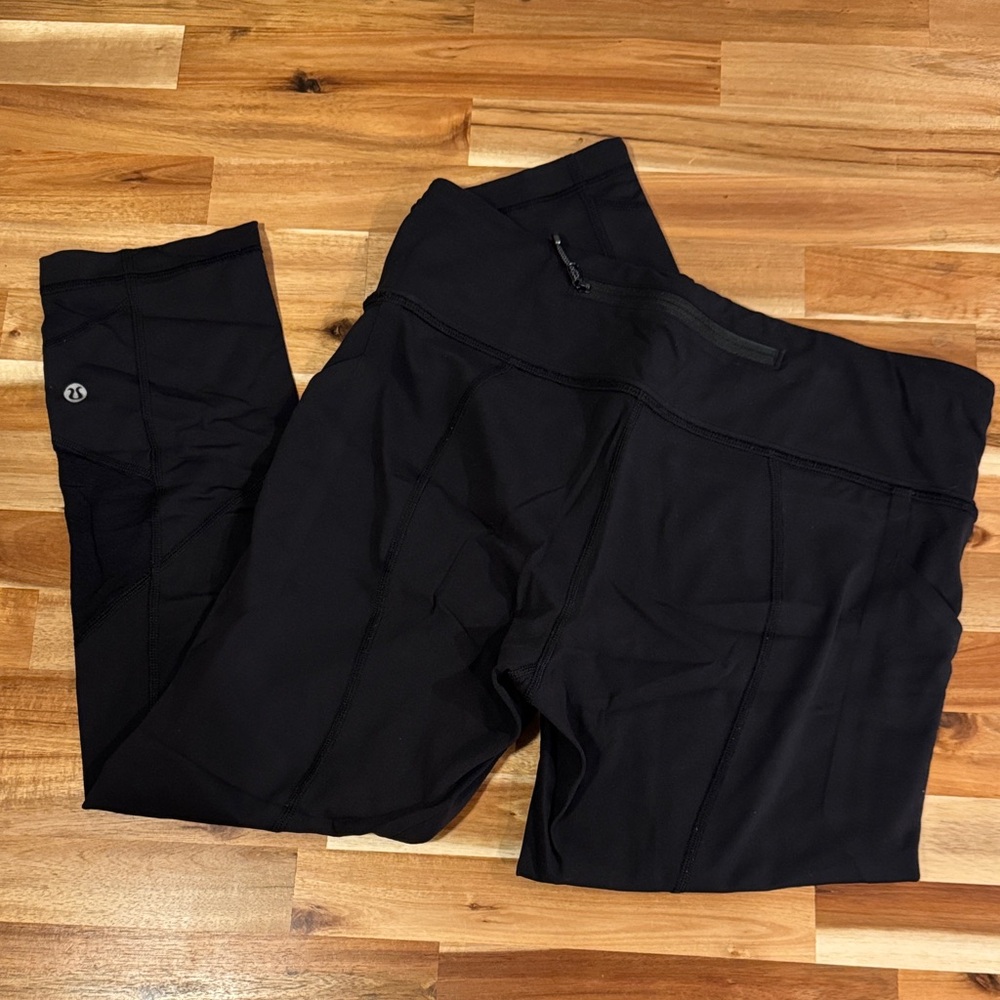 Lululemon Black Athletic Capri Leggings